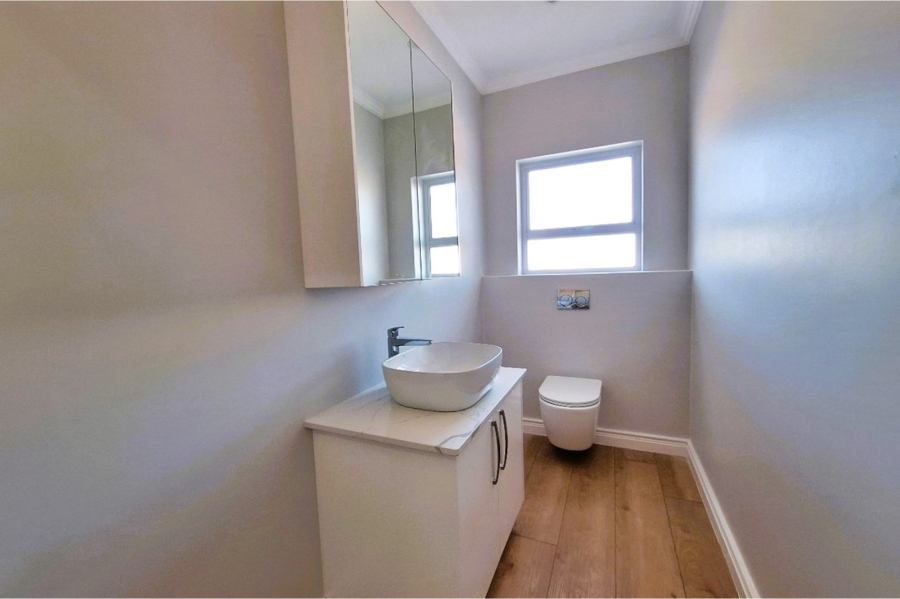 3 Bedroom Property for Sale in Shelley Point Western Cape